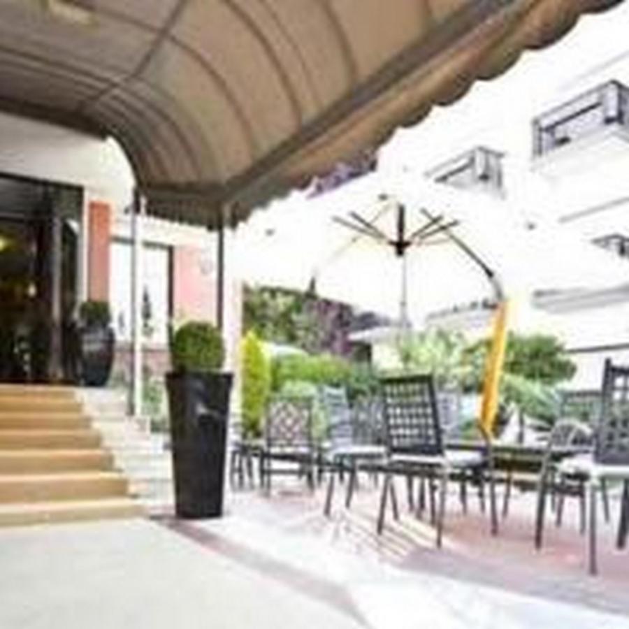 Hotel De La Ville Central Latina Exterior photo